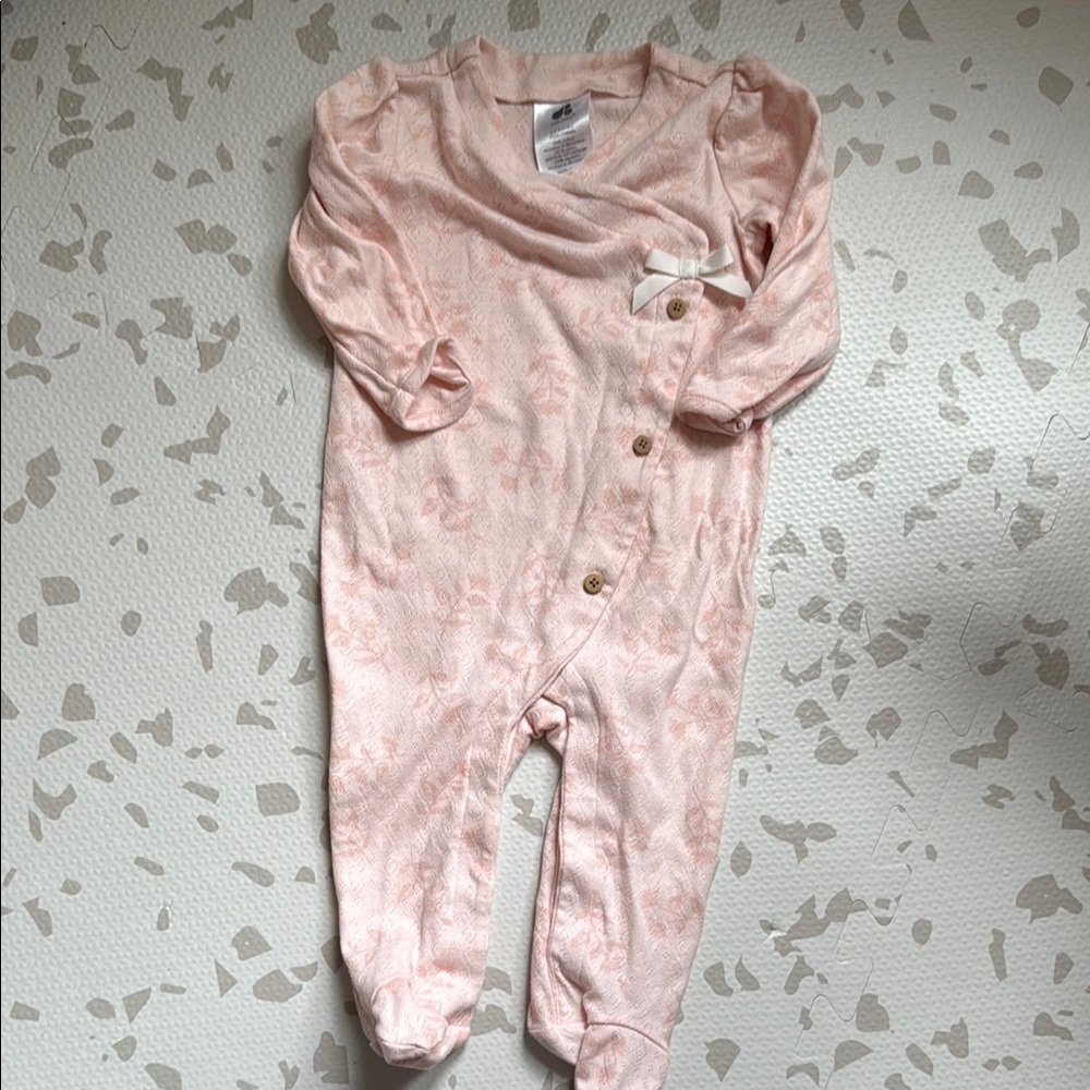 Feminine Pink pointelle bow sleeper